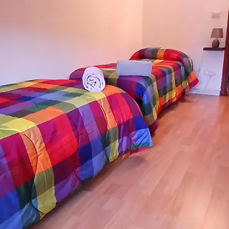 Appartement à 300 M De La *